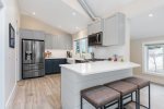 Brand new eat in kitchen